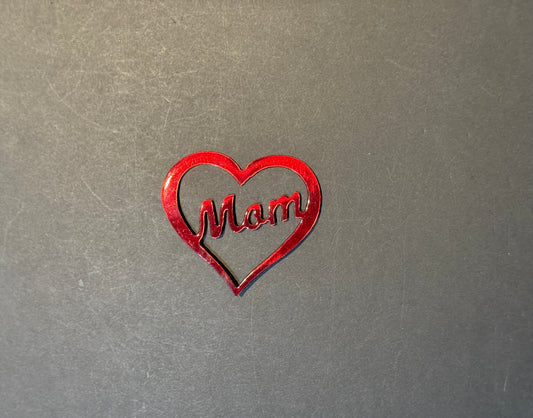 Mom in heart magnet