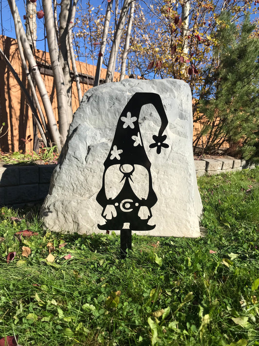 Gnome Garden Stake Flowers C